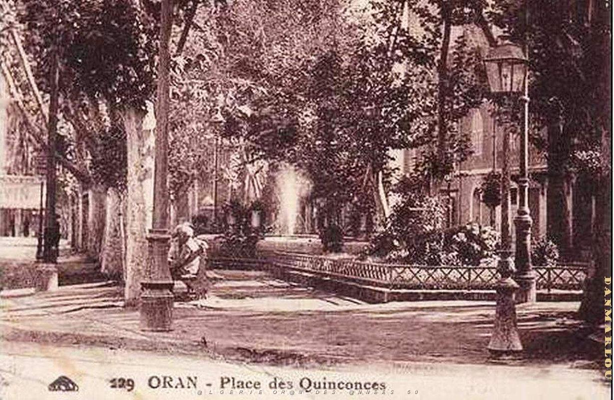 MH e- 027- Place des quinconces .JPG